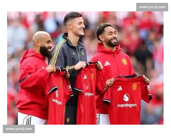 前曼联铁卫力荐双星：姆贝莫锋线利刃 + 库尼亚中场新核