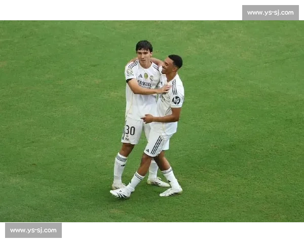 穆阿尼独中两元 尤文 5-0 横扫艾因 世俱杯首战法国锋霸闪耀全场 穆阿尼独中两元 尤文 5-0 横扫艾因 世俱杯首战法国锋霸闪耀全场